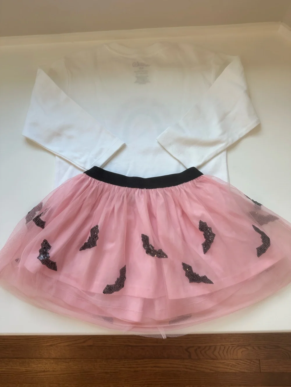 Sweet Wink Halloween Sparkly Bat Tutu/Shirt Set Girls Size 5/6 Like New!